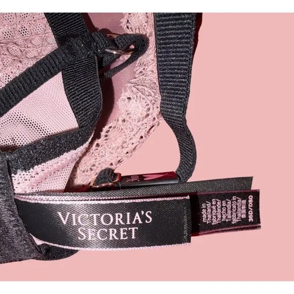 Victoria's Secret NEW Luxe Lingerie Fishnet Lace Plunge Push Up Bra 36D - Picture 3 of 8